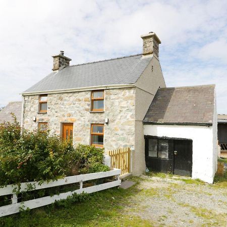 Ty Rhos, Farm Stay, Sleeps 4, Rhoshirwaun 2 Miles From Aberdaron Exterior foto