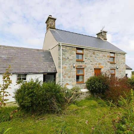 Ty Rhos, Farm Stay, Sleeps 4, Rhoshirwaun 2 Miles From Aberdaron Exterior foto